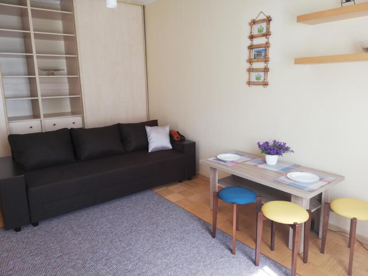 15 Minutes From The Beach And City Center 7 Minutes From The Airport Riga Esterno foto