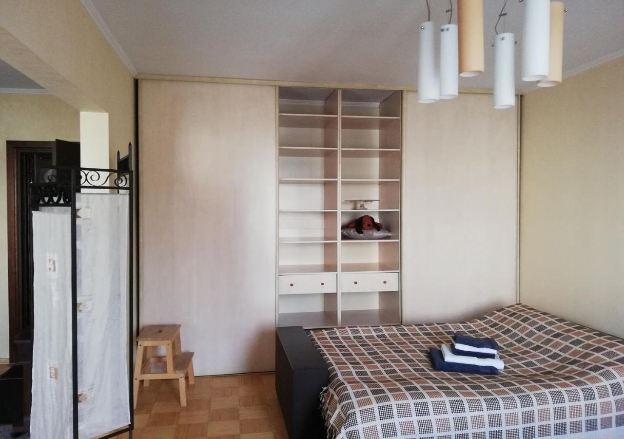 15 Minutes From The Beach And City Center 7 Minutes From The Airport Riga Esterno foto